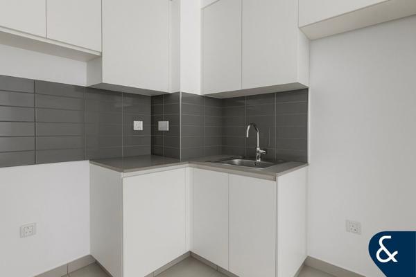 Vacant | Studio | Unfurnished